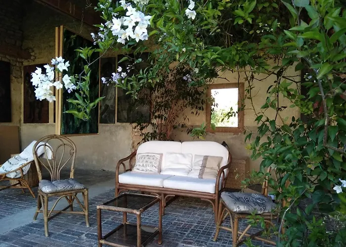 D'hote Le 18-20 Saint-Martin-des-Entrees